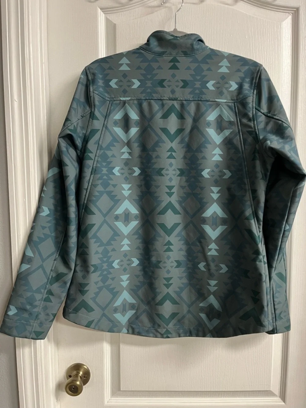 Ariat New Team Softshell Print Geo-Pattern Full-Zip Jacket - Picture 3 of 8
